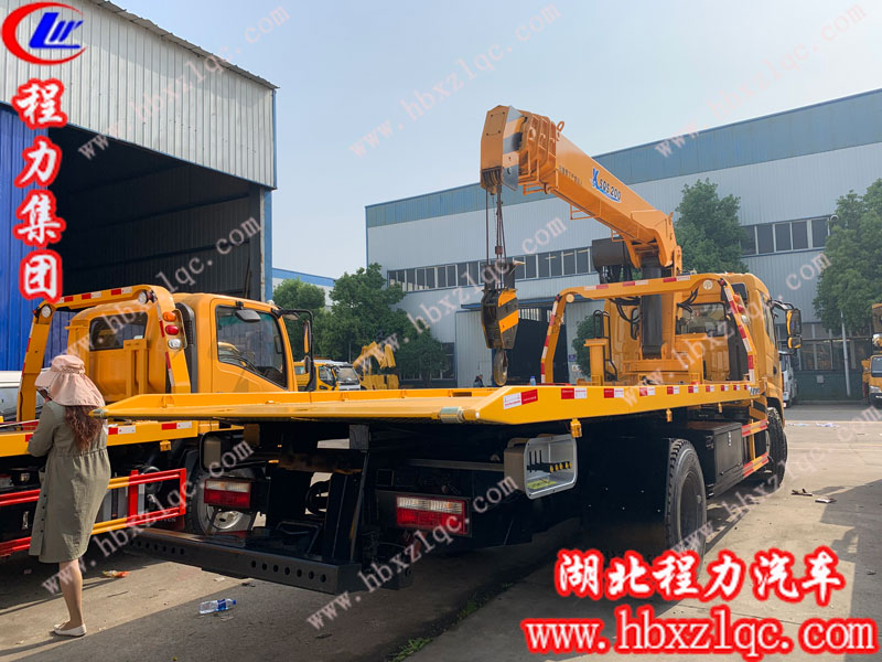 程力集團清障車基本結(jié)構(gòu)特點及主要功能介紹
